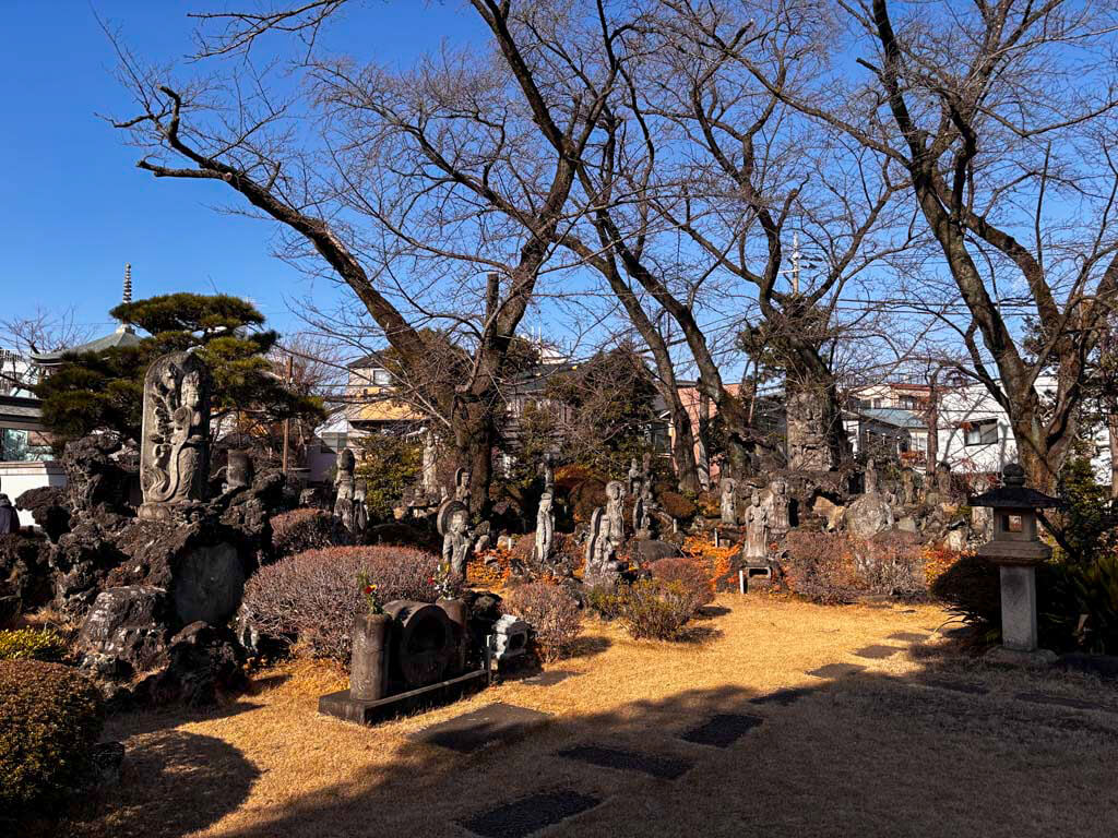 百観音明治寺（ひゃっかんのんめいじでら）