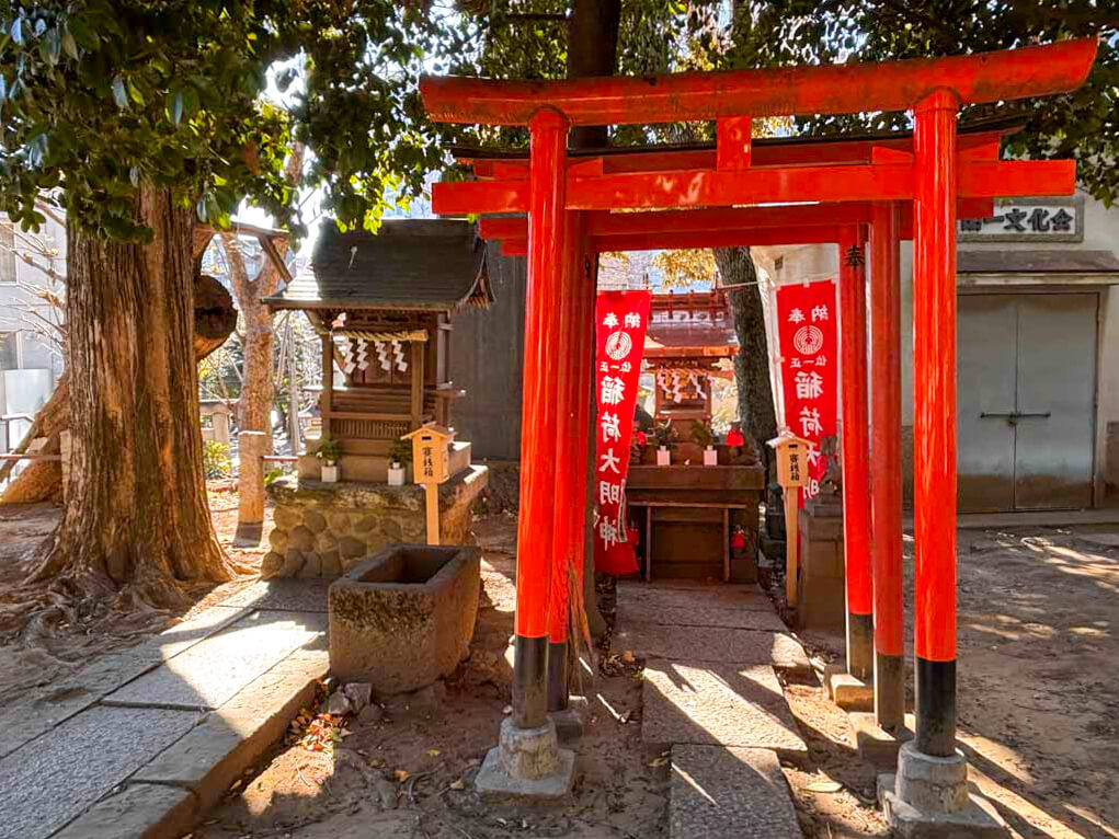 中野氷川神社（なかのひかわじんじゃ）